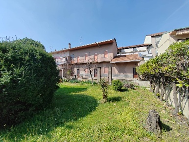 Foto Casa indipendente in VIA GHEDI 2, Busto Arsizio Sant'Edoardo di 224 m²