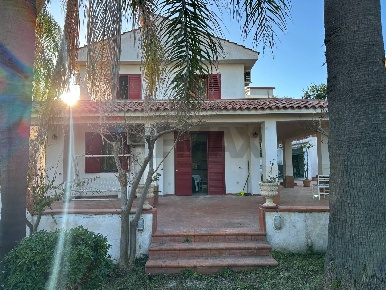 Foto Villa unifamiliare in via del gambero 6, Augusta di 140 m² in vendita