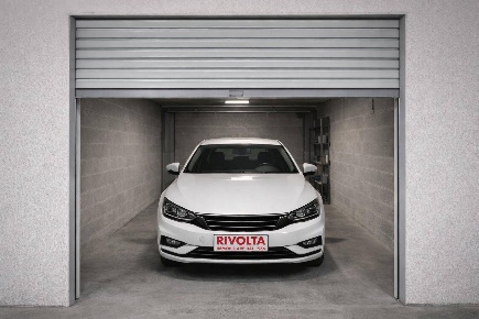 Foto Posti auto in Via Conca D'oro, Roma Conca d'Oro - Valli di 16 m²