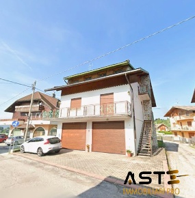 Foto Appartamento in Via Guido Negri, Gallio Centro di 82 m² con 4 locali