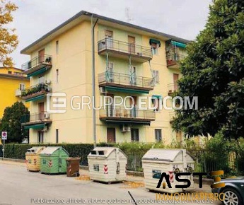 Foto Appartamento in Via Villafranca, Verona Santa Lucia - Golosine