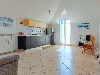 Foto Appartamento in via Diano San Pietro, Diano Marina Centro di 68 m²