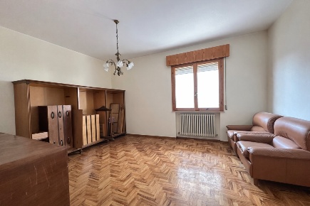 Foto Appartamento in Via Montefiore 864, Cesena di 135 m² con 8 locali
