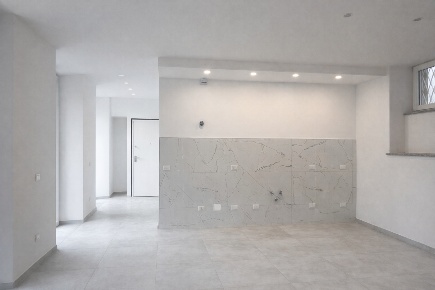 Foto Appartamento in Corso Liberazione 1, Arona Centro di 146 m² in vendita