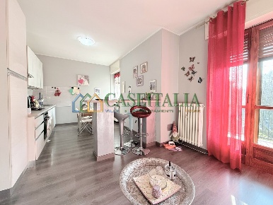 Foto Appartamento a Ivrea di 65 m² con 3 locali in vendita