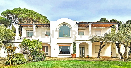 Foto Villa unifamiliare in Anacapri, Anacapri di 380 m² con 14 locali