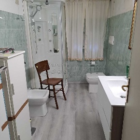 Foto Magazzino a Padova di 110 m² con 4 locali in vendita