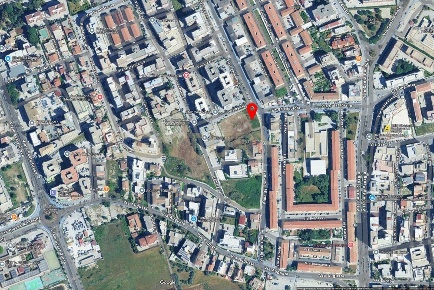 Foto Terreno edificabile in Viale dei Comuni 29, Siracusa di 700 m²