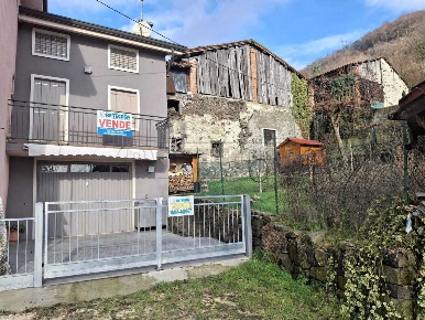 Foto Case semi ndipendenti in Via Corati, Nogarole Vicentino di 105 m²