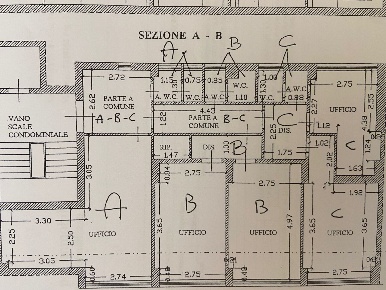 Foto Ufficio a Viareggio di 110 m² con 5 locali in vendita