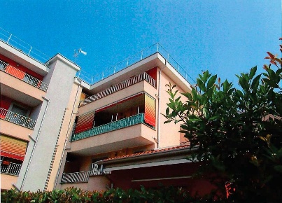 Foto Magazzino a Lungavilla di 142 m² con 2 locali in vendita