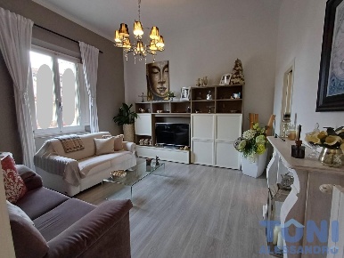 Foto Appartamento a Empoli Centro Storico di 85 m² con 4 locali in vendita