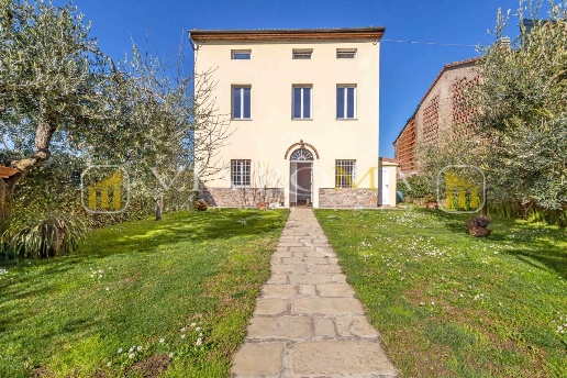 casa indipendente in vendita a Capannori in zona Santa Margherita