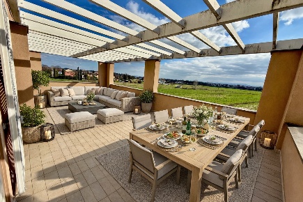 Foto Appartamento a Pontedera Santa Lucia, La Borra di 110 m² con 5 locali