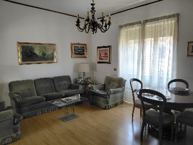 Foto Appartamento in Via Francesco Cilea 145, Napoli Vomero di 120 m²