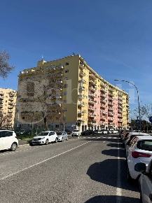 Foto Appartamento in Alessandro Severo, Roma San Paolo di 139 m² in vendita