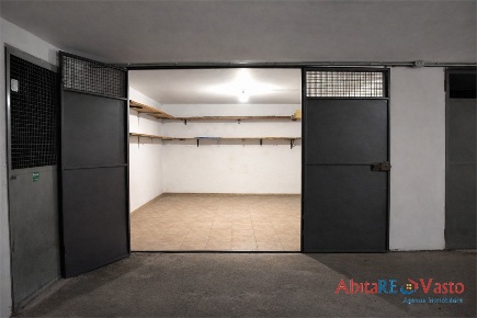 Foto Box in Via Socrate, Vasto Corso Mazzini, Via Ciccarone, Casarza