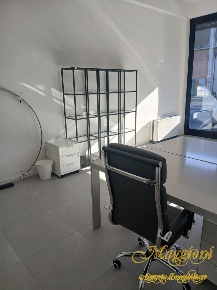 Foto Ufficio a Parma Villetta di 23 m² con 1 locali in affitto