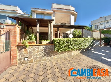 Foto Villa unifamiliare in Via Aquilea, Isola delle Femmine di 161 m²