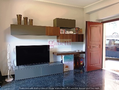 Foto Appartamento in Via C. Battisti 1, Rende Centro di 75 m² con 3 locali