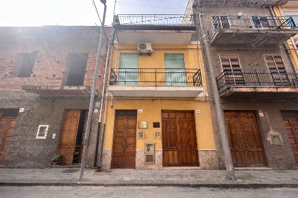 Foto Appartamento in Via DEI VESPRI 27, Barcellona Pozzo di Gotto Centro