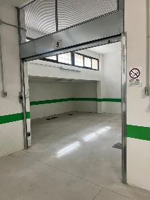 Foto Box in Via Caio Lelio 32, Roma Cinecittà di 20 m² in vendita