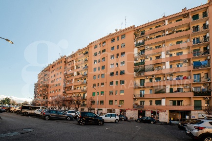 Foto Appartamento in Via Giovanni Pittaluga 28, Roma Casal Bertone di 80 m²