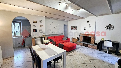 Foto Casa indipendente in Via Torino 25, Vigone Centro di 232 m² in vendita