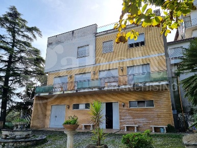 Foto Villa unifamiliare in Via Casa Amata 5, Ponzano Romano di 433 m²