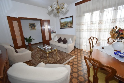 Foto Villa unifamiliare a Pisa Porta a Lucca di 260 m² con 9 locali
