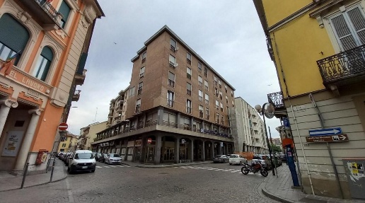 Foto Appartamento a Alessandria Piazza della Libertà di 177 m² con 4 locali