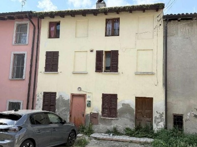 Foto Appartamento a Canneto Pavese Monteveneroso di 173 m² con 6 locali