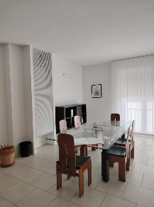 Foto Appartamento a Carrara Centro di 55 m² con 2 locali in vendita