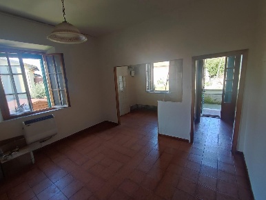 Foto Appartamento a Peccioli Centro di 80 m² con 4 locali in vendita