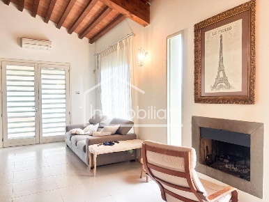 Foto Villa unifamiliare a San Miniato Ponte a Elsa di 180 m² con 7 locali