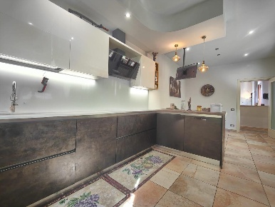 Foto Appartamento a Fucecchio Centro di 110 m² con 5 locali in vendita