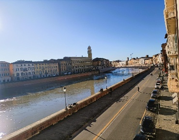 Foto Appartamento a Pisa San Francesco di 217 m² con 8 locali in vendita