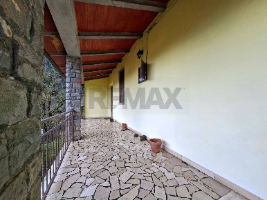 Foto Casa indipendente in localita Casino 6, Cavriglia di 562 m² in vendita