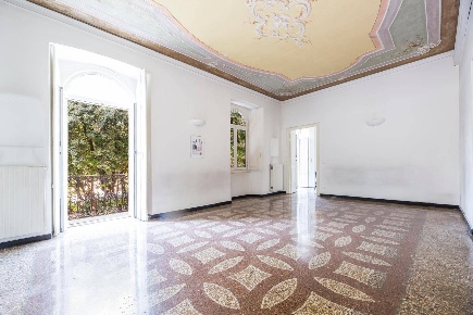 Foto Appartamento in corso ugo bassi, Genova Castelletto di 200 m²
