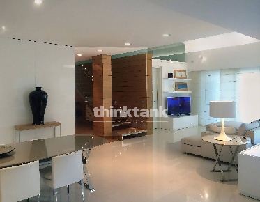 Foto Appartamento in Viale Europa, Caltagirone Centro di 303 m² in vendita