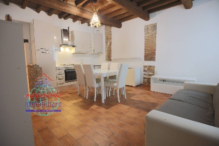 Foto Appartamento in via di mezzo 6, Cento Cento Paese di 57 m² in vendita