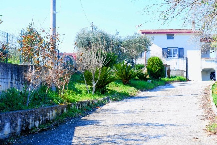 Foto Casa indipendente in Via Linara 32, Limatola Giardoni di 240 m²