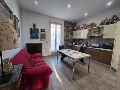 Foto Appartamento a Montevarchi di 95 m² con 5 locali in vendita