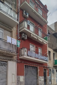 Foto Appartamento in largo Monreale 4, Lentini di 52 m² con 4 locali