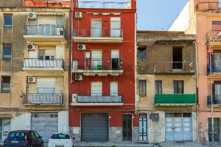 Foto Appartamento in largo Monreale 4, Lentini di 52 m² con 4 locali