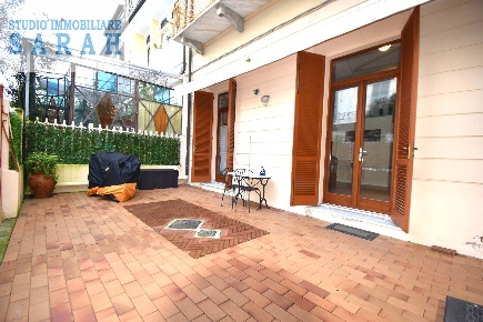 Foto Appartamento in Via Paolina 280, Viareggio Centro di 75 m² in vendita