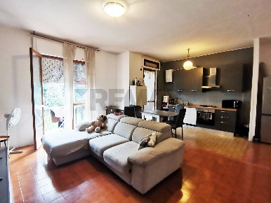 Foto Appartamento in Via Vittorio Veneto 1445, Presezzo di 90 m² in vendita