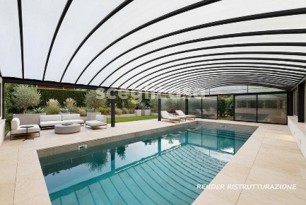 Foto Villa unifamiliare in Via Tommaso Vallauri 12, Roma di 320 m²