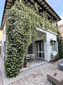 Foto Villa unifamiliare in Via Alfieri 15, Riccione Alba Mare di 190 m²