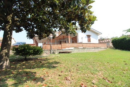 Foto Villa unifamiliare in Via Maria Margotti 88/1, Argenta Filo di 350 m²